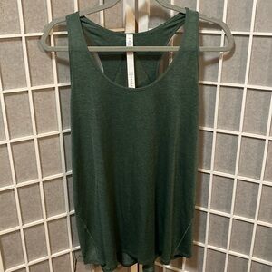 NEW LULULEMON EMERALD GREEN TANK TOP🤍